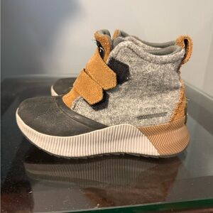 Sorel Kids' Gray and Tan Boots